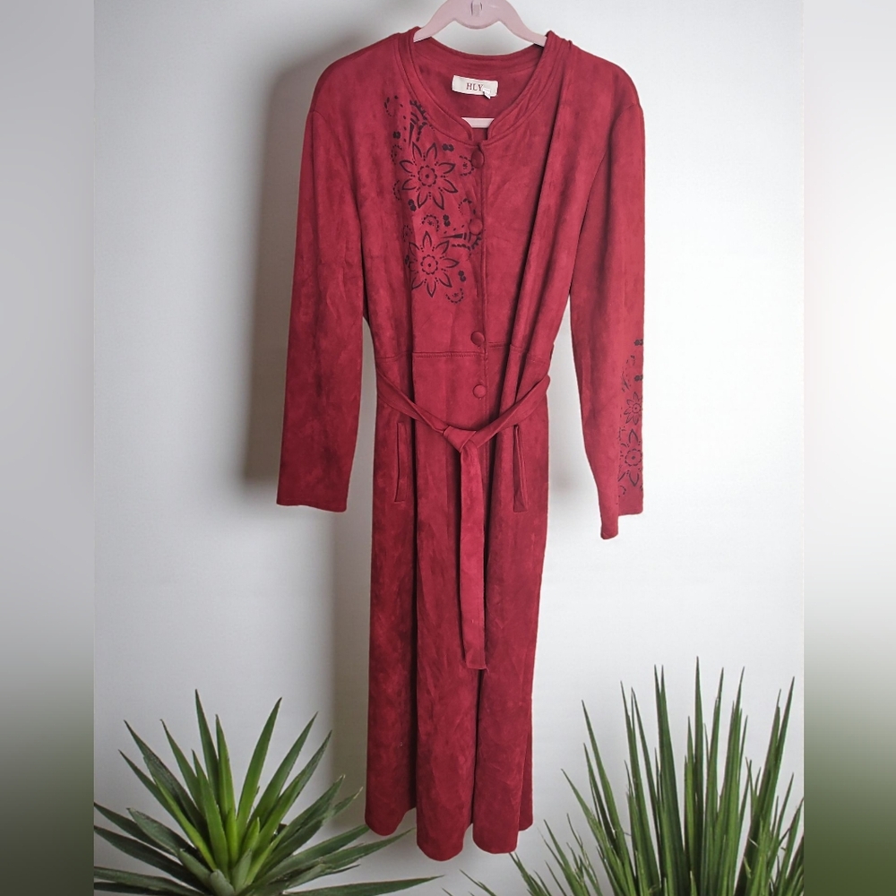Chic Burgundy Suede Maxi Dress